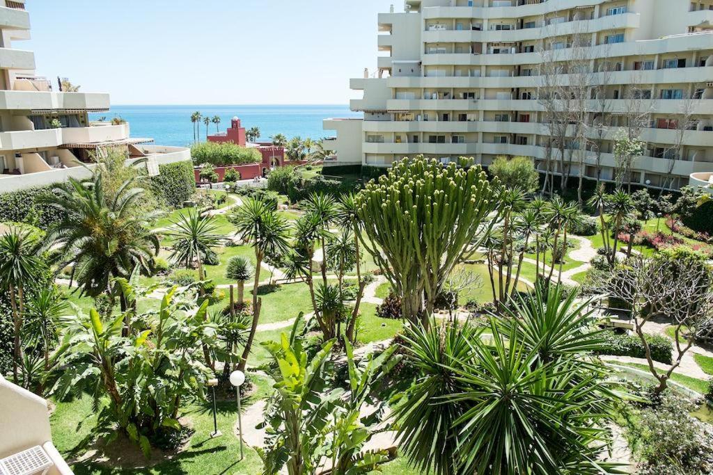 Benalbeach Playa Suite Benalmádena Exterior foto